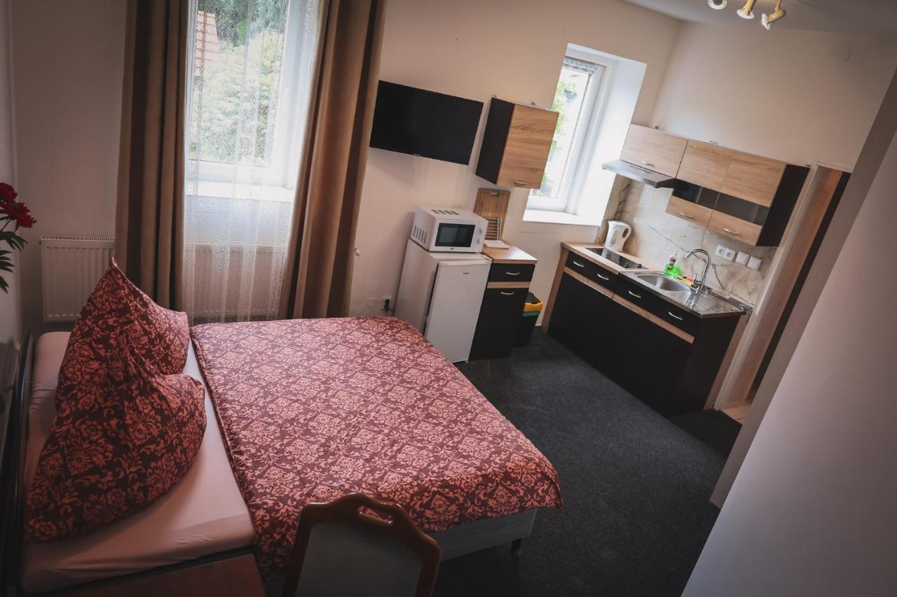 Hotel Apartment Faraon Rumburk Exterior photo