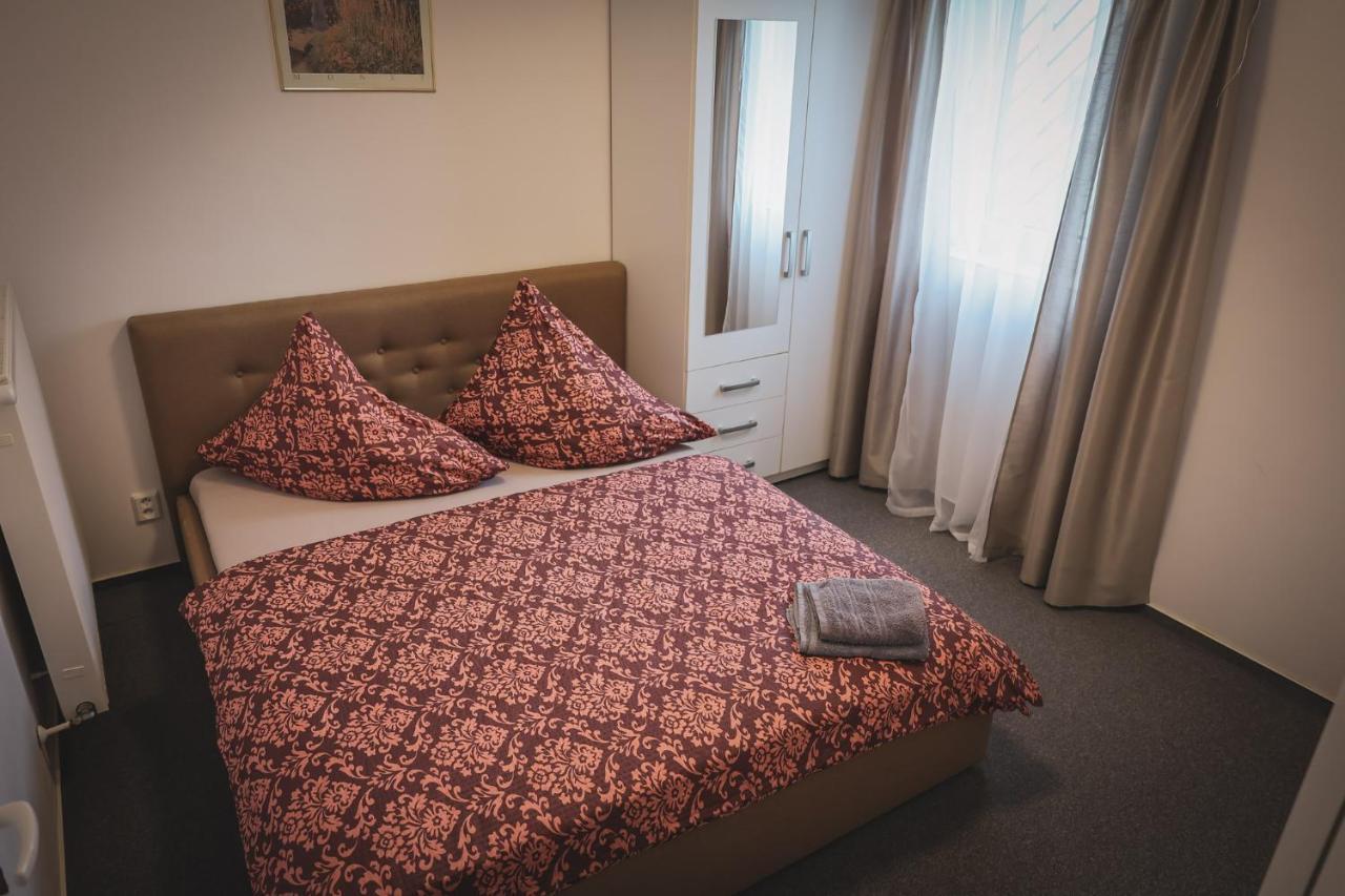 Hotel Apartment Faraon Rumburk Exterior photo