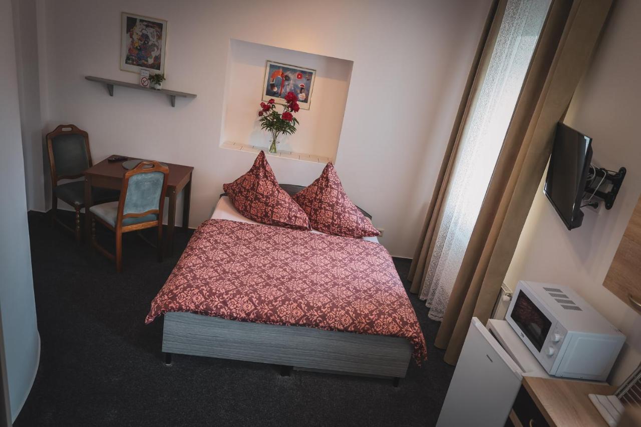 Hotel Apartment Faraon Rumburk Exterior photo