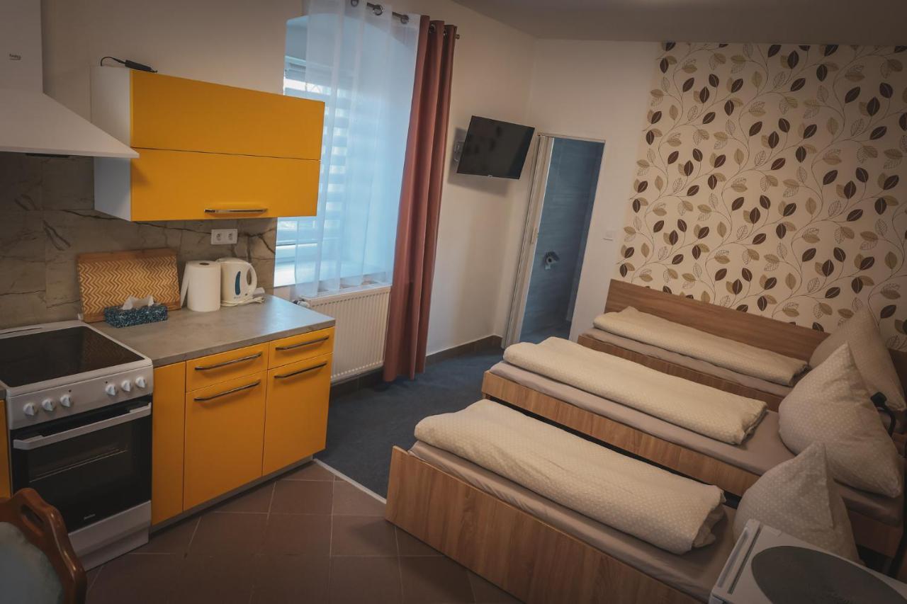 Hotel Apartment Faraon Rumburk Exterior photo