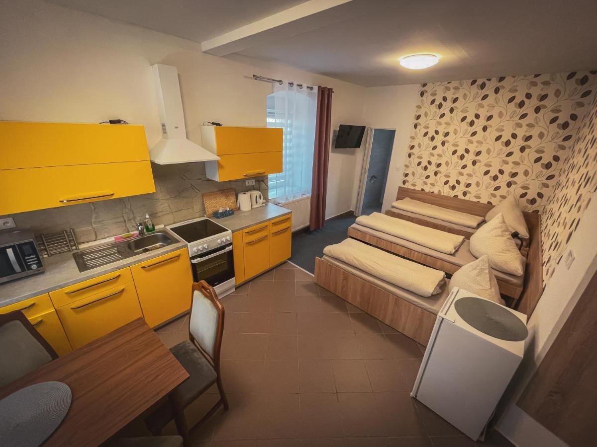 Hotel Apartment Faraon Rumburk Exterior photo
